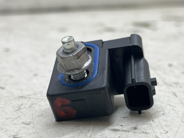 bontott RENAULT LAGUNA III Bal első Oldal Ütközés Érzékelő