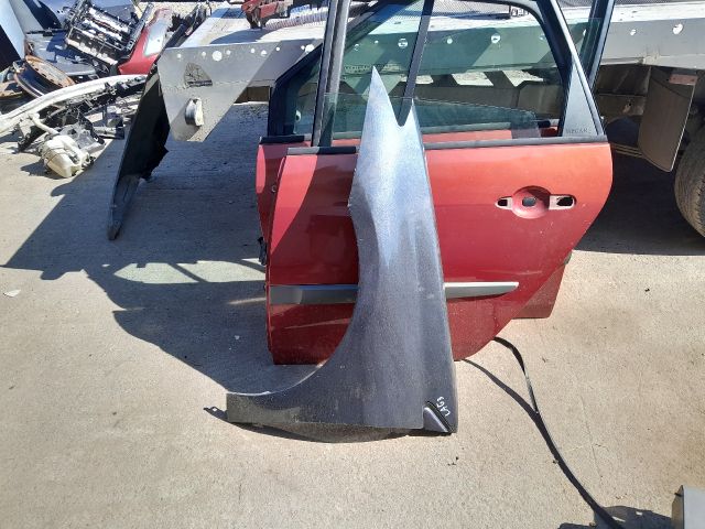 bontott RENAULT LAGUNA III Bal első Sárvédő