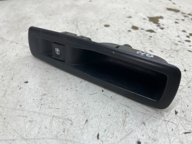 bontott RENAULT LAGUNA III Bal hátsó Ablakemelő Kapcsoló