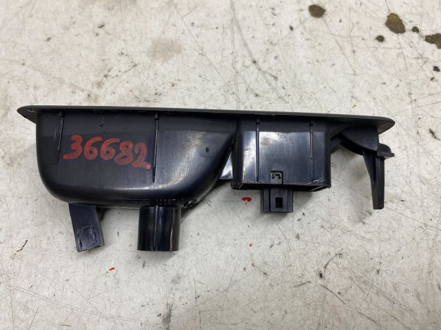 bontott RENAULT LAGUNA III Bal hátsó Ablakemelő Kapcsoló