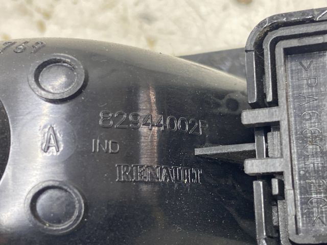 bontott RENAULT LAGUNA III Bal hátsó Ablakemelő Kapcsoló