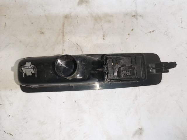 bontott RENAULT LAGUNA III Bal hátsó Ablakemelő Kapcsoló