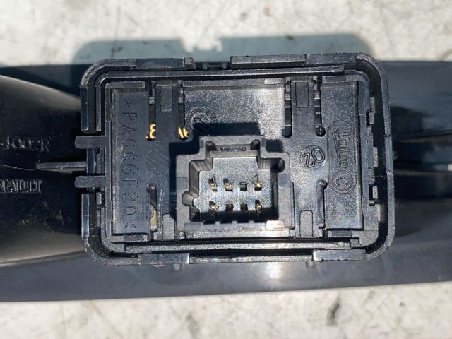 bontott RENAULT LAGUNA III Bal hátsó Ablakemelő Kapcsoló