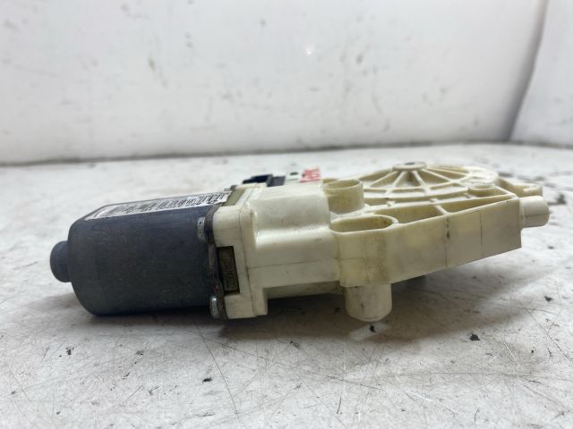 bontott RENAULT LAGUNA III Bal hátsó Ablakemelő Motor