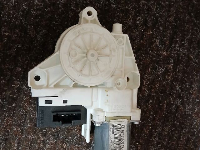 bontott RENAULT LAGUNA III Bal hátsó Ablakemelő Motor