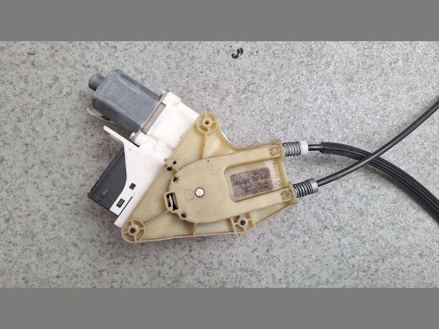 bontott RENAULT LAGUNA III Bal hátsó Ablakemelő Szerkezet (Elektromos)