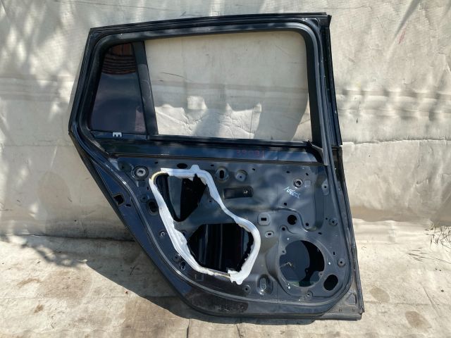 bontott RENAULT LAGUNA III Bal hátsó Ajtó (Üres lemez)