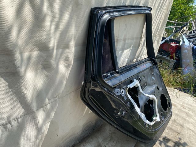 bontott RENAULT LAGUNA III Bal hátsó Ajtó (Üres lemez)