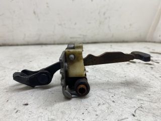 bontott RENAULT LAGUNA III Bal hátsó Ajtóhatároló