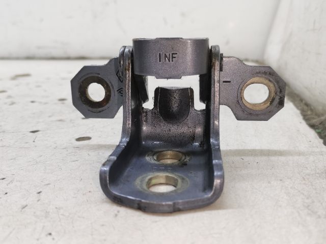 bontott RENAULT LAGUNA III Bal hátsó Alsó Zsanér