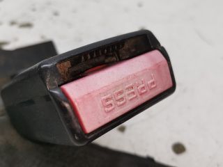 bontott RENAULT LAGUNA III Bal hátsó Biztonsági Öv Csat