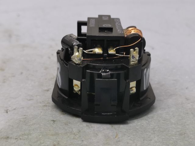 bontott RENAULT LAGUNA III Bal hátsó Magassugárzó Hangszóró