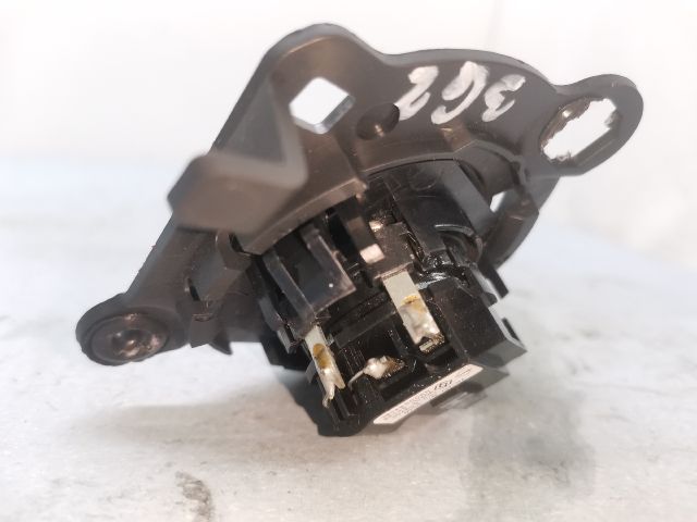 bontott RENAULT LAGUNA III Bal hátsó Magassugárzó Hangszóró