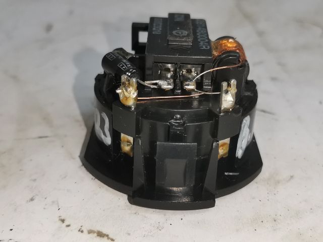 bontott RENAULT LAGUNA III Bal hátsó Magassugárzó Hangszóró