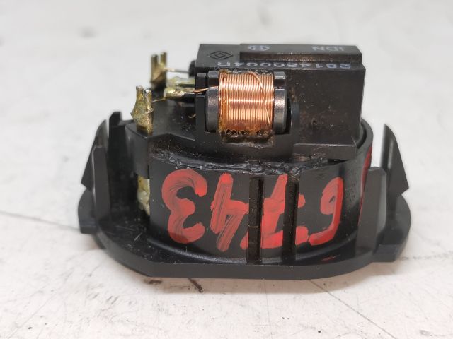 bontott RENAULT LAGUNA III Bal hátsó Magassugárzó Hangszóró