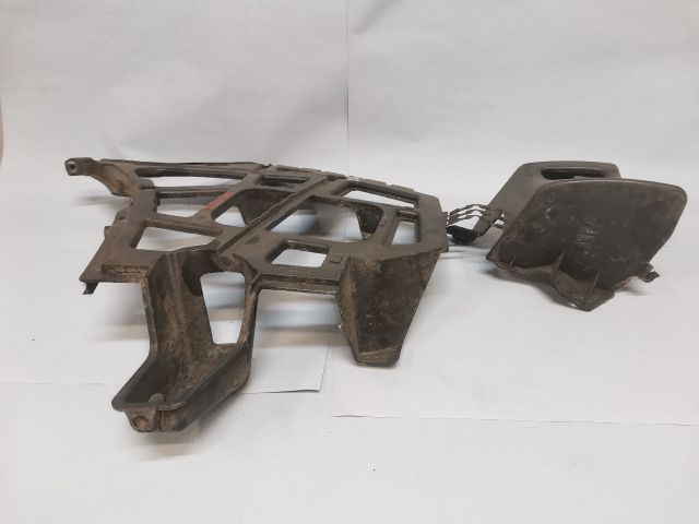 bontott RENAULT LAGUNA III Bal hátsó Oldal Lökhárító Tartó (Műanyag)