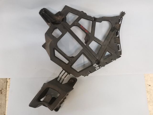 bontott RENAULT LAGUNA III Bal hátsó Oldal Lökhárító Tartó (Műanyag)