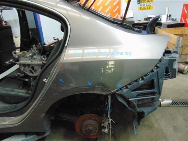 bontott RENAULT LAGUNA III Bal hátsó Sárvédő