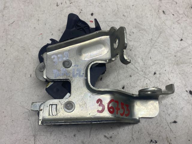 bontott RENAULT LAGUNA III Bal hátsó Ülés Rögzítő