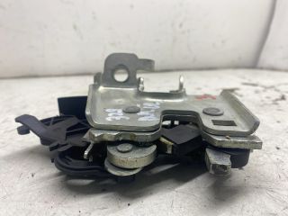 bontott RENAULT LAGUNA III Bal hátsó Ülés Rögzítő