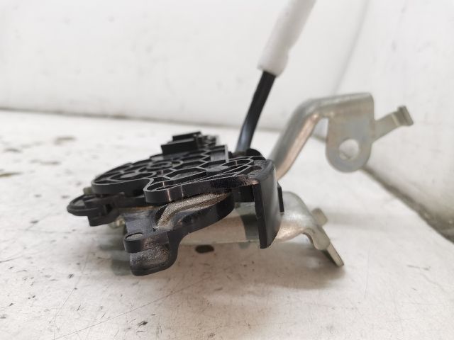 bontott RENAULT LAGUNA III Bal hátsó Ülés Rögzítő