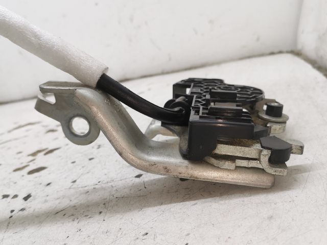 bontott RENAULT LAGUNA III Bal hátsó Ülés Rögzítő