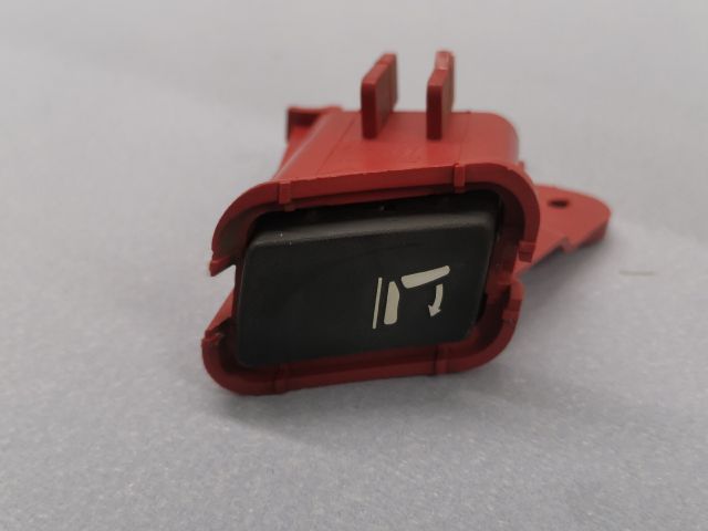 bontott RENAULT LAGUNA III Bal hátsó Ülés Rögzítő