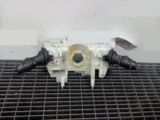 bontott RENAULT LAGUNA III Bal Kormánykapcsoló Irányjelző