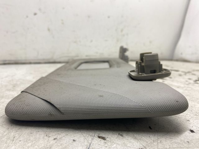 bontott RENAULT LAGUNA III Bal Napellenző