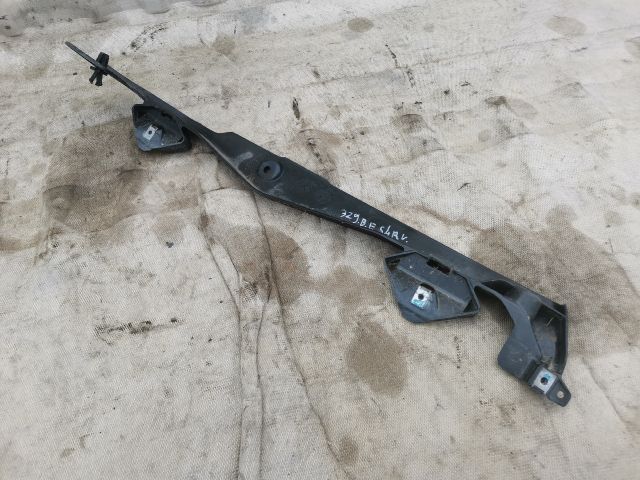 bontott RENAULT LAGUNA III Bal Sárvédő Oldaltartó