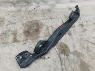 bontott RENAULT LAGUNA III Bal Sárvédő Oldaltartó