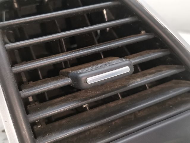 bontott RENAULT LAGUNA III Bal Szellőző