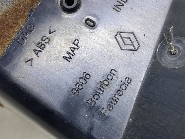 bontott RENAULT LAGUNA III Bal Szellőző