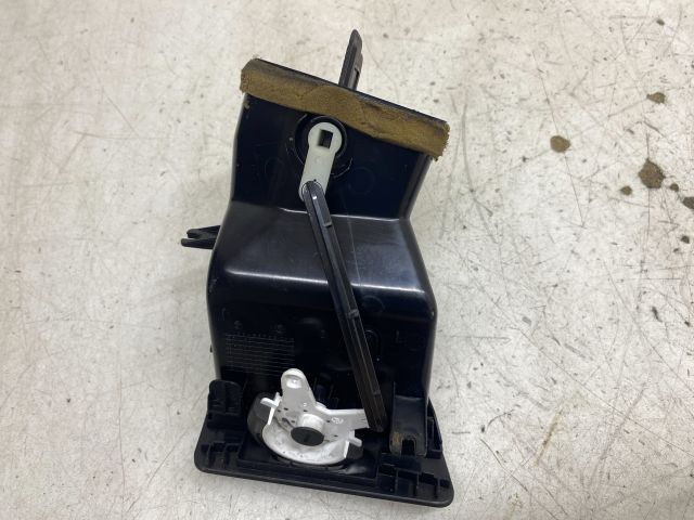 bontott RENAULT LAGUNA III Bal Szellőző