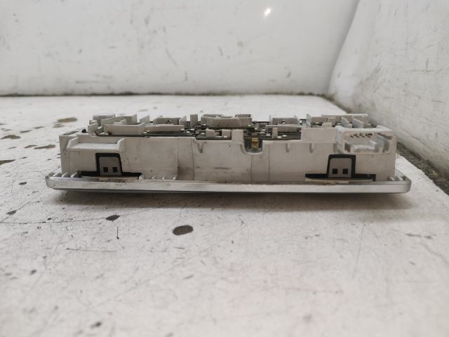 bontott RENAULT LAGUNA III Beltér Világítás Első