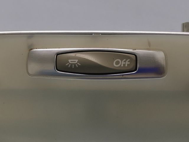 bontott RENAULT LAGUNA III Beltér Világítás Hátsó