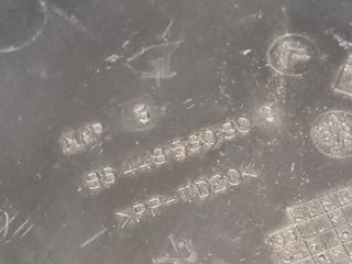 bontott RENAULT LAGUNA III Biztosítéktábla Fedél