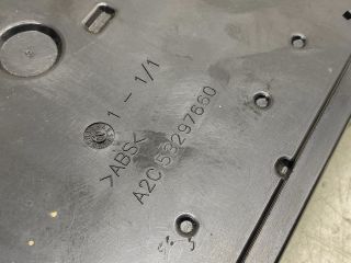 bontott RENAULT LAGUNA III Biztosítéktábla Utastér