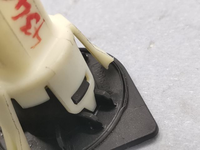 bontott RENAULT LAGUNA III Csomagtérajtó Kapcsoló