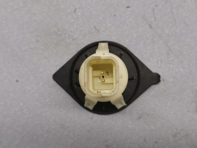 bontott RENAULT LAGUNA III Csomagtérajtó Kapcsoló