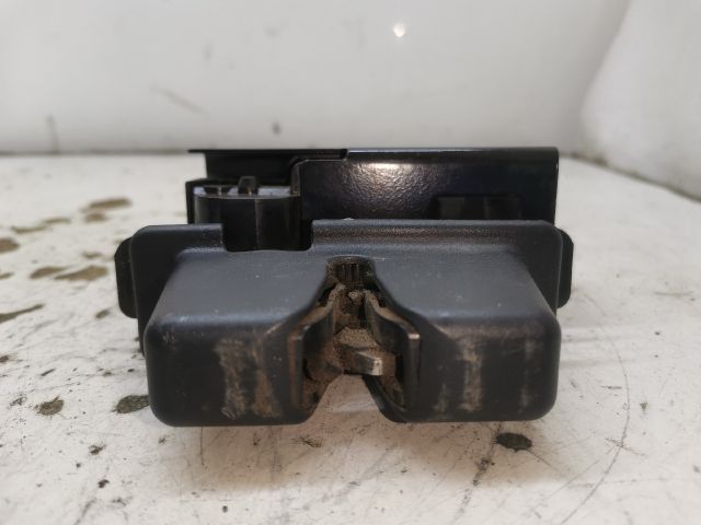 bontott RENAULT LAGUNA III Csomagtérajtó Zárszerkezet