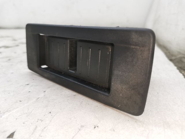 bontott RENAULT LAGUNA III Csomagtérajtó Zárszerkezet