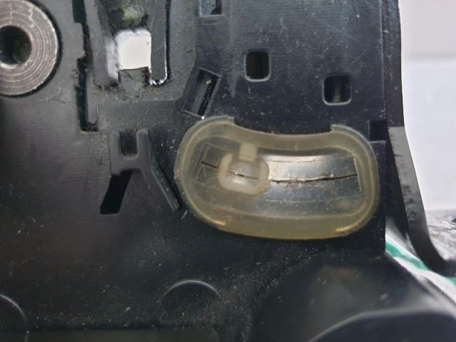 bontott RENAULT LAGUNA III Csomagtérajtó Zárszerkezet