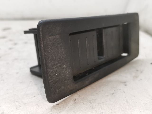 bontott RENAULT LAGUNA III Csomagtérajtó Zárszerkezet