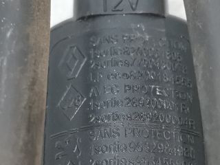 bontott RENAULT LAGUNA III Első Ablakmosó Fúvóka