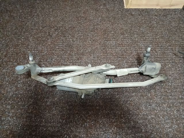 bontott RENAULT LAGUNA III Első Ablaktörlő Szerkezet Motorral