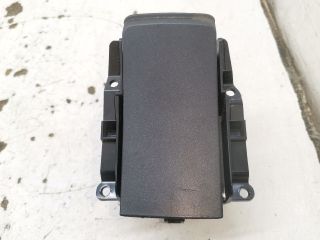 bontott RENAULT LAGUNA III Első Hamutartó