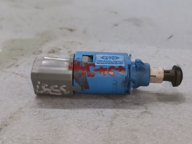 bontott RENAULT LAGUNA III Fék Pedál Kapcsoló