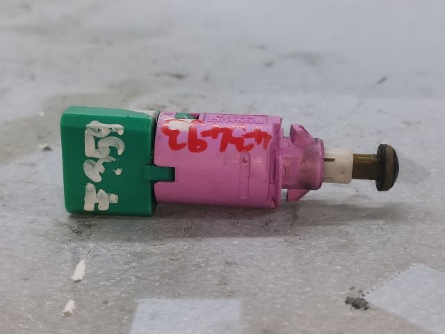 bontott RENAULT LAGUNA III Fék Pedál Kapcsoló