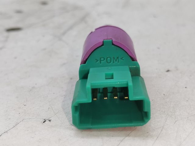 bontott RENAULT LAGUNA III Fék Pedál Kapcsoló